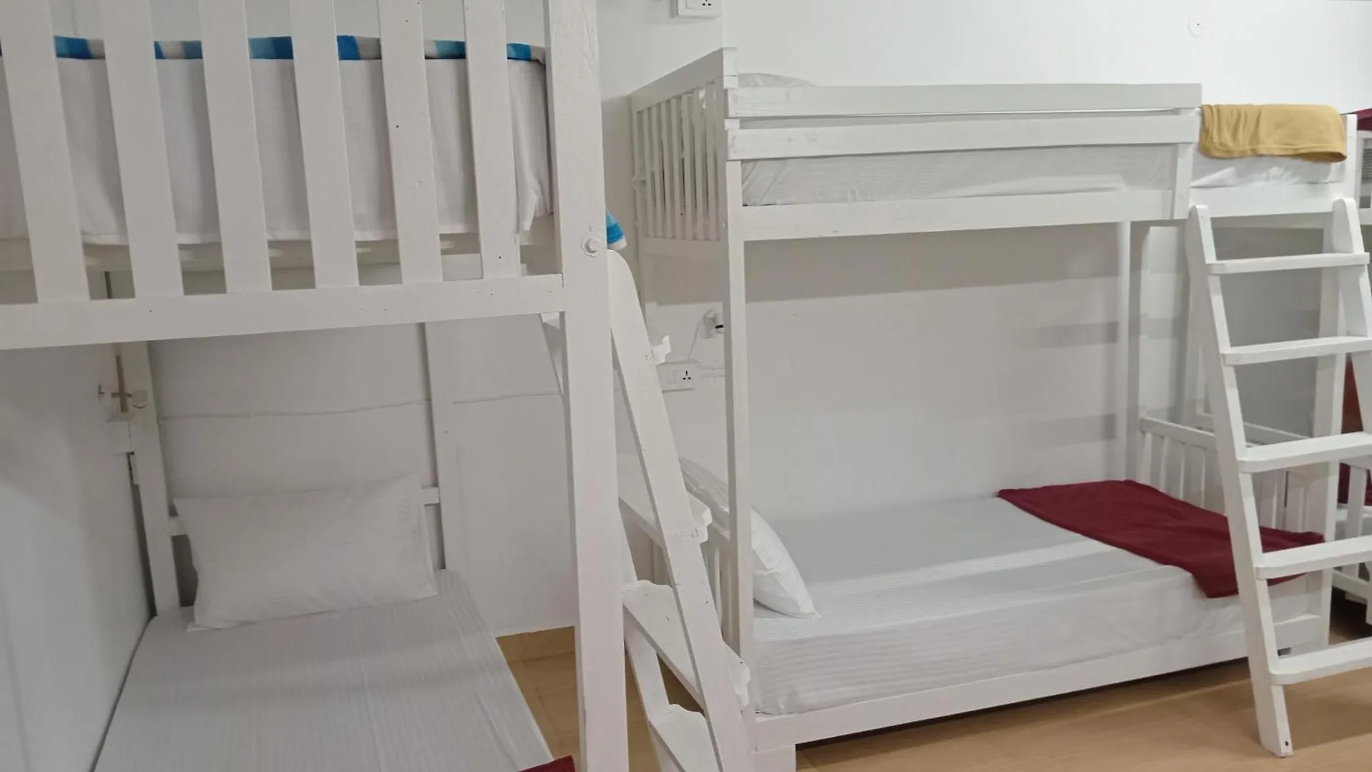 Xhostel Hostel Kochi