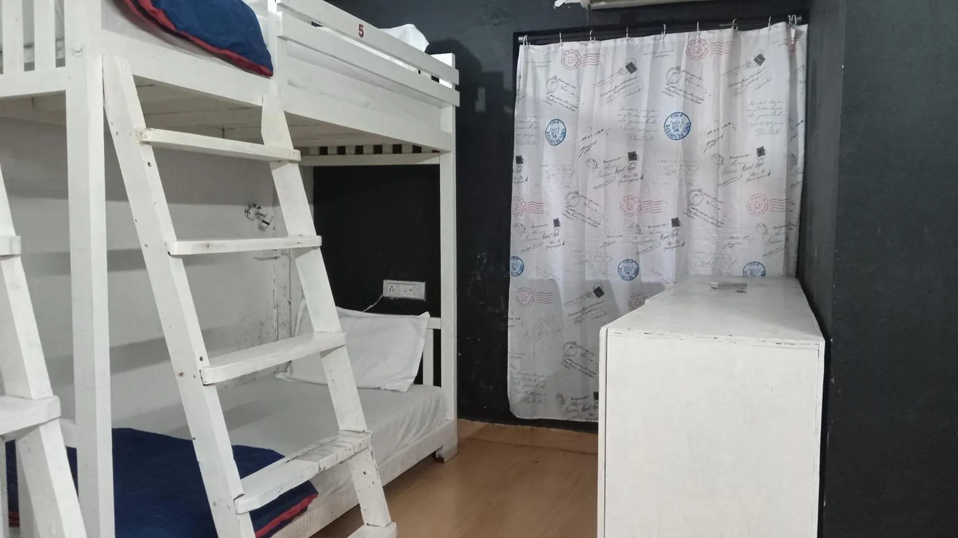 Xhostel Hostel Kochi 0*,